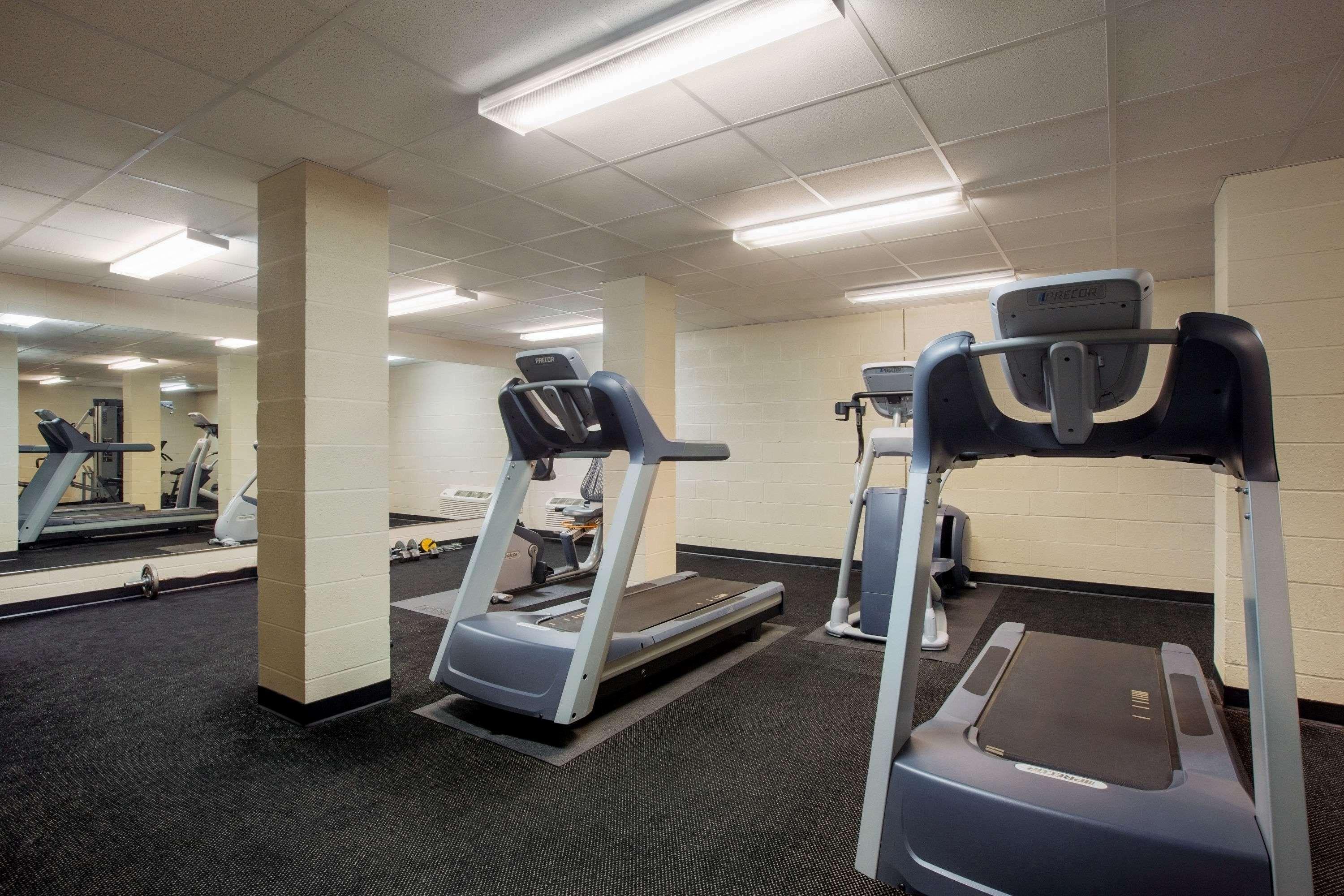 Travelodge By Wyndham Livonia Dış mekan fotoğraf